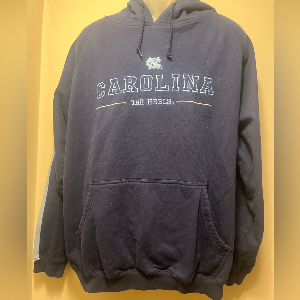 VINTAGE NOTH CAROLINA TAR HEELS RED OAK HOODIE MENS XL